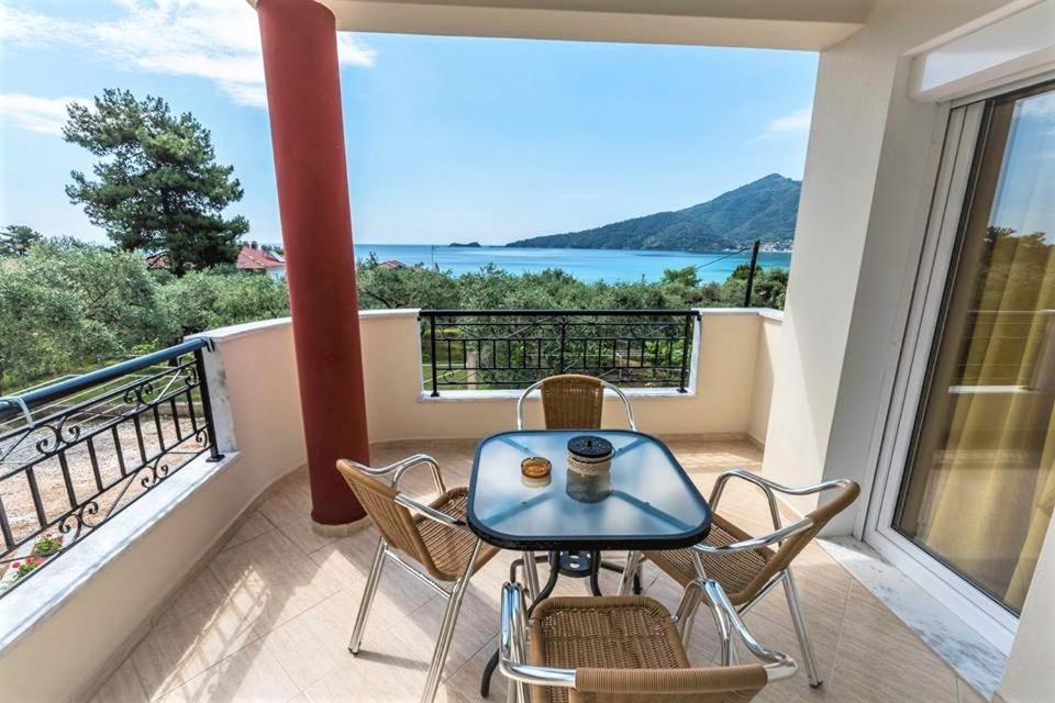 Anna Apartments Chrisi Ammoudia Exterior foto