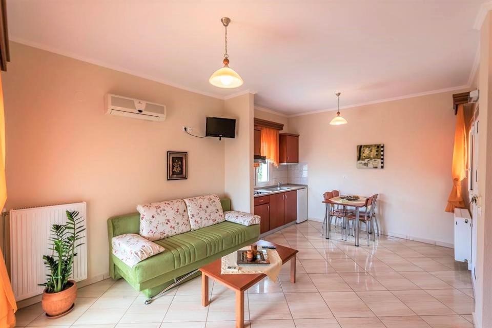 Anna Apartments Chrisi Ammoudia Exterior foto
